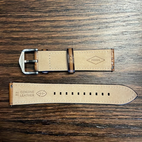 FOSSIL - Leather Stap - Picture 2 of 2